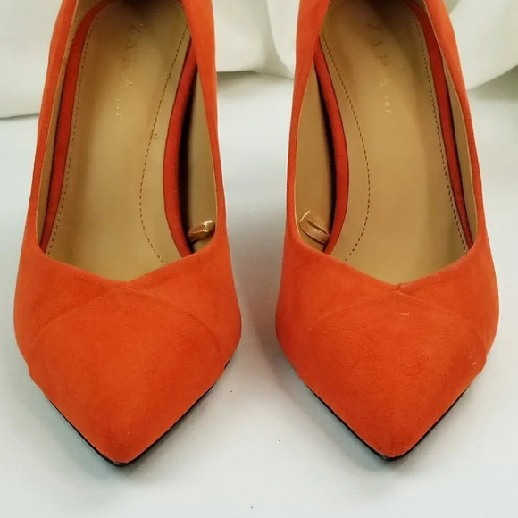 Zara TRF Size 36 (US 6-6.5) Women's Orange Suede Pointed Toe Slip On Heels/Pumps - Picture 2 of 12